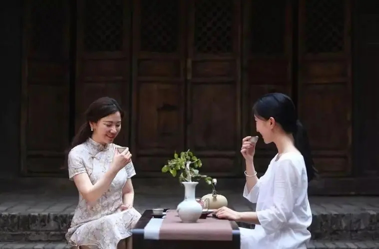 五彩湘茶5.webp.jpg