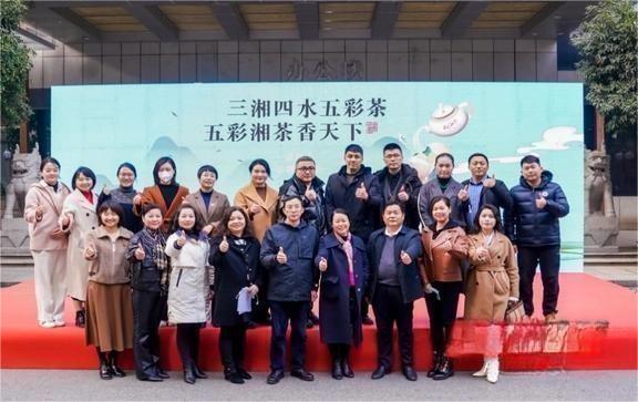 cefc1e178a82b901301afc3c807f257c3812ef0c.webp.jpg